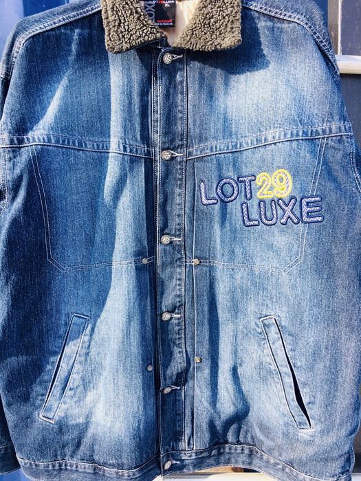 Джинсовая куртка …