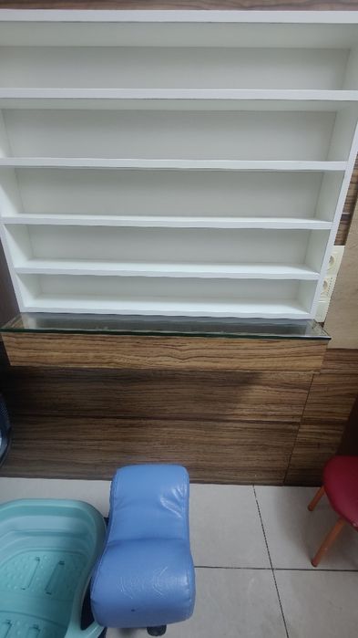 Полка для лаков.