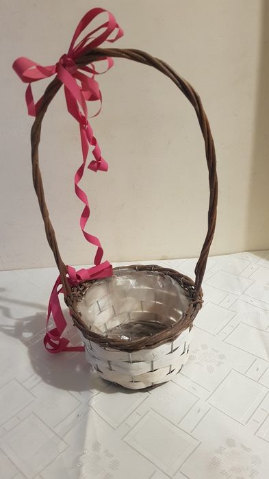 Кошници за празнични подаръци