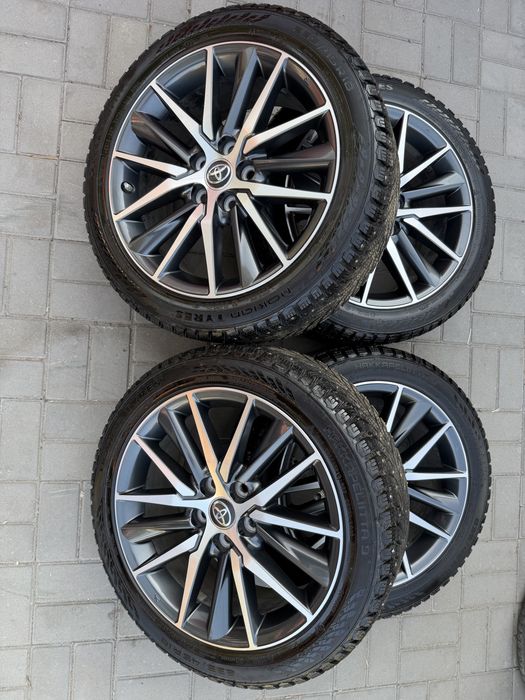 Диски оригинал toyota camry 75 r18