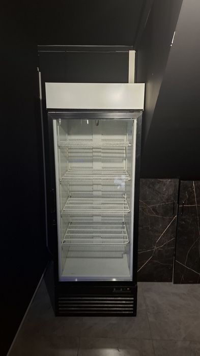 Витринные холодильники