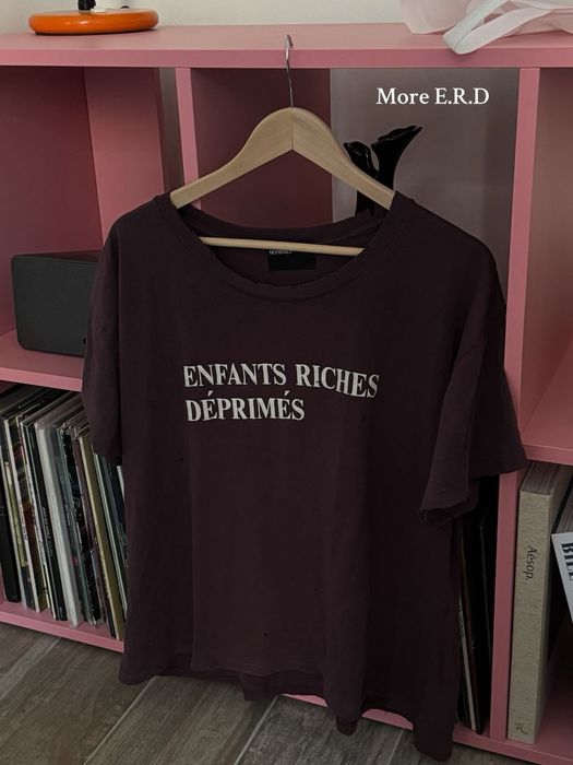 Продам чёрную футболку ERD