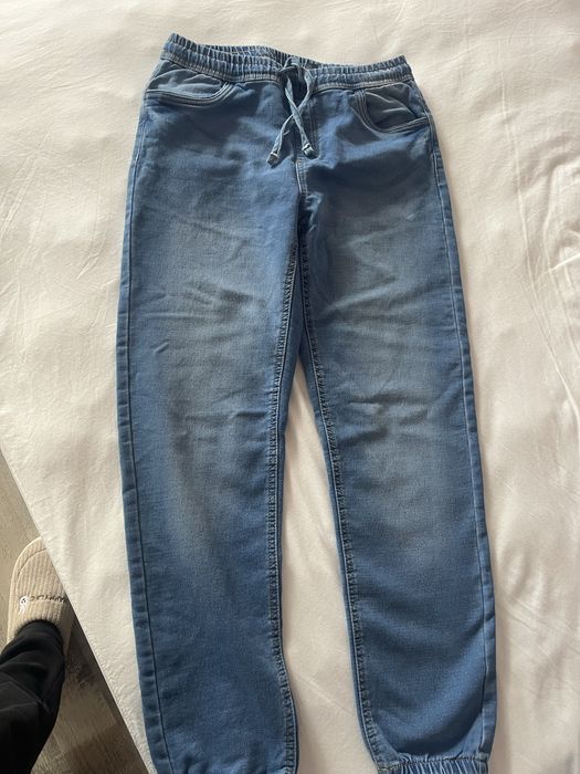 Голям лот от 8чифта дънки-Zara и др.