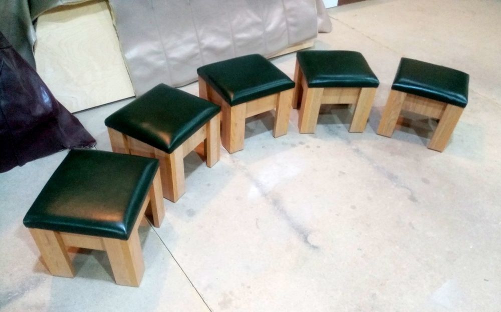 Продам новые маленькие табуретки!