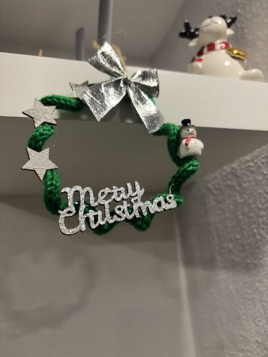 Ръчно изработени декорации от прежда