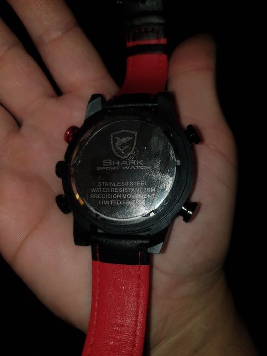Продам часы shark sport watch
