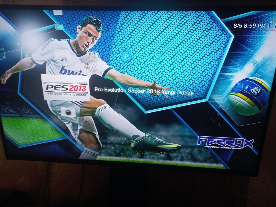 PS3 slim ideal holati 2 djoystik bor o'yinlar yozilgan 19 ta o'yinlari