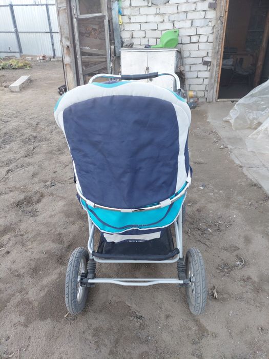 Продам детскую коляску.