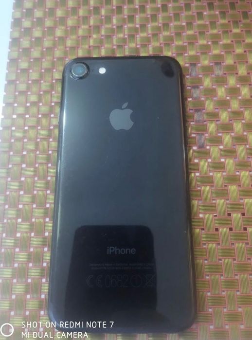 Iphone 7   128GB jet black