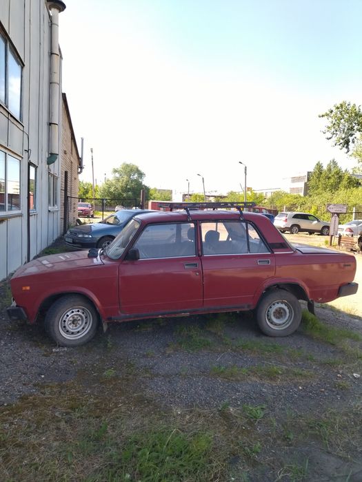 Продам ваз 2105 хорушую