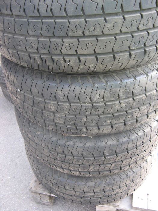 anvelope vara Matador Maxilla 2 - 215 65 16 C, stare foarte buna