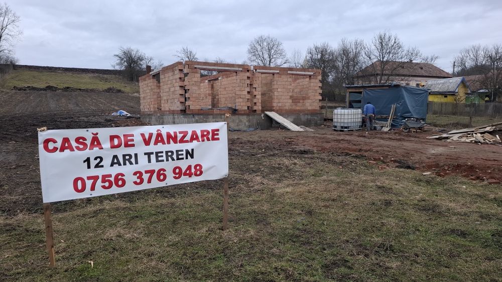 Vand  Casa  Noua in PANET!! 85 mp /600 mp teren