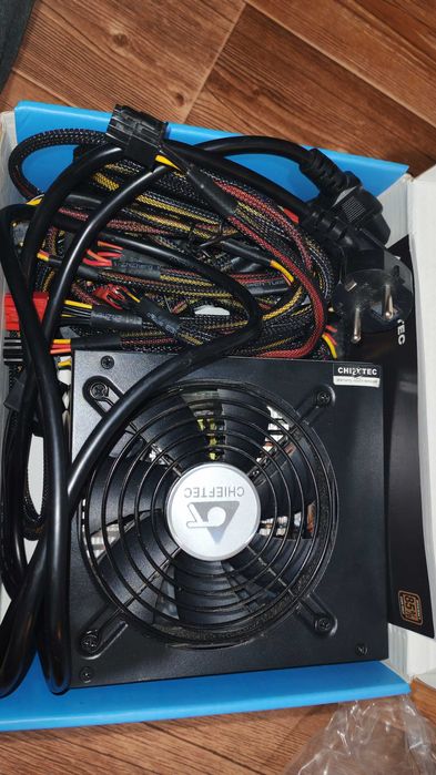 Блок питания chieftech A80