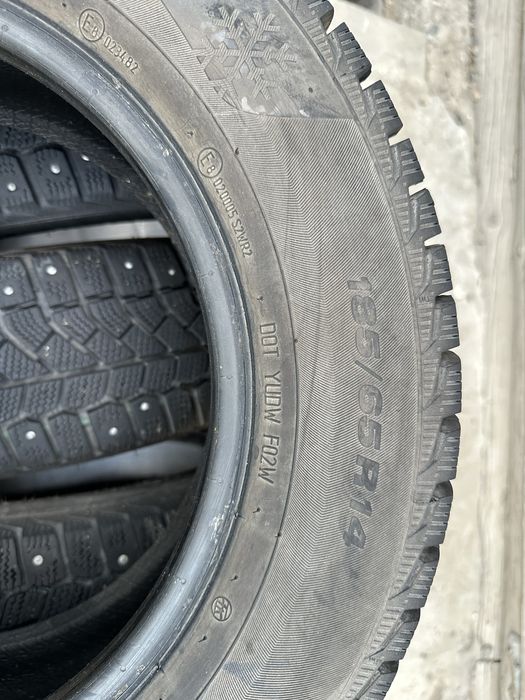 Продам зимние шины 185/65 14