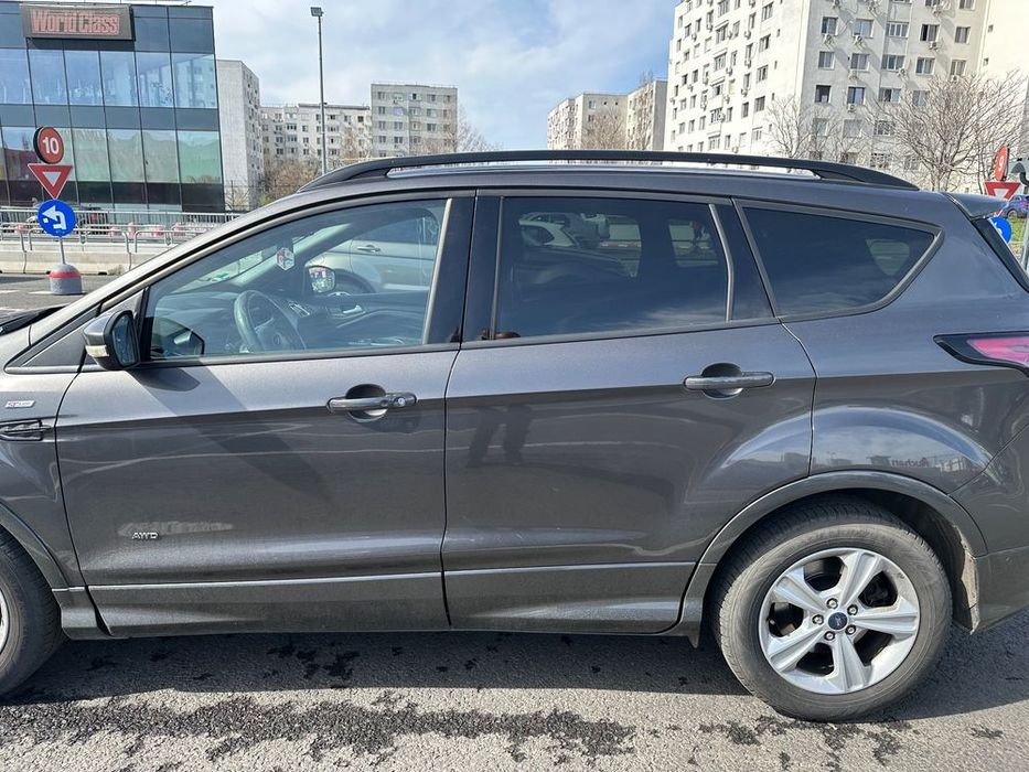 Ford Kuga ST line