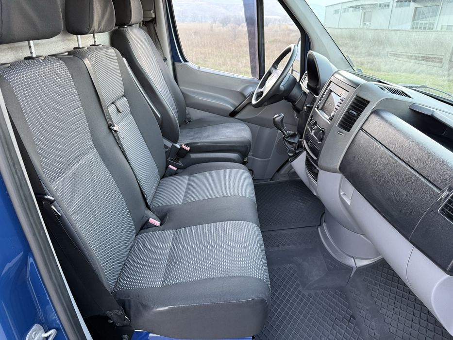 Автовоз Mercedes Sprinter 319 190к.с 6ск. 5 Метра Специален