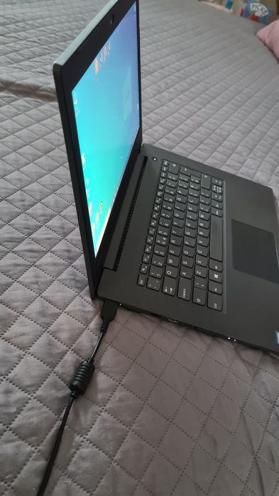 Lenovo V130/ i5 / 128 GB