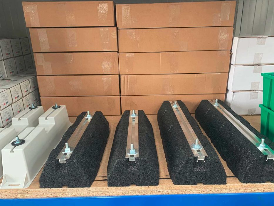 Suporti aer conditionat ZINCATI/ALBI 370mmx(talpa)500mm 26.00 lei