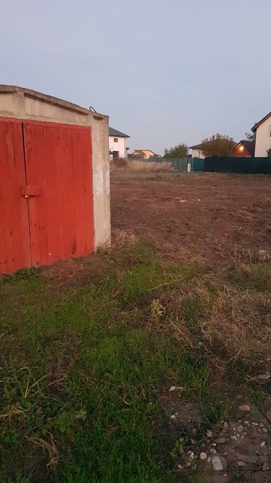 inchiriez teren Domnesti