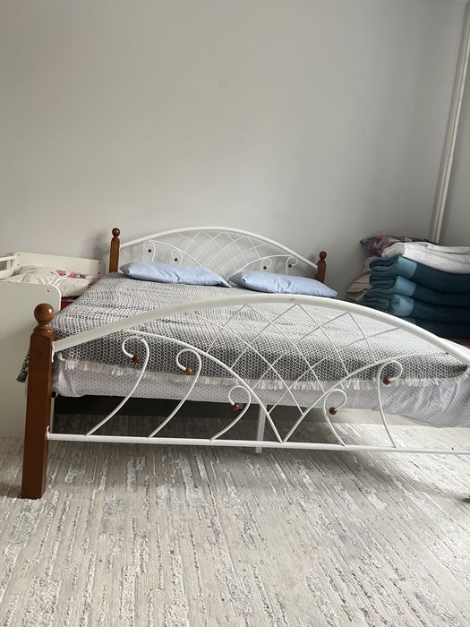 Кровать двухспальный