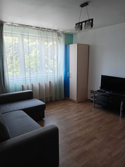 Apartament de închiriat