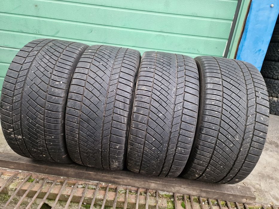 Anvelope 305/40R20 marca Continental, DOT 2020, 6 mm