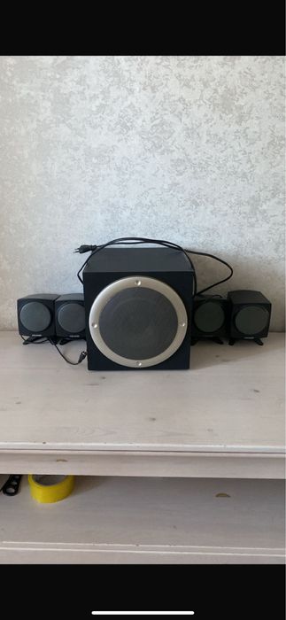 продам колонки новые