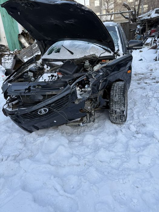 Продам Лада Приора 2012 год