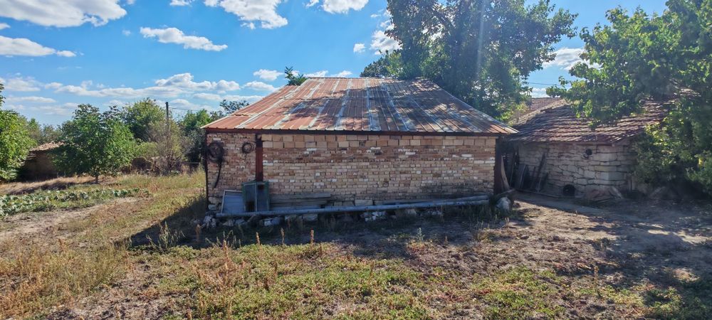 Метална конструкция навес хале