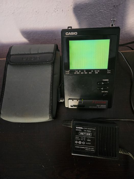 Casio TV-3500 – Ретро преносим цветен LCD телевизор