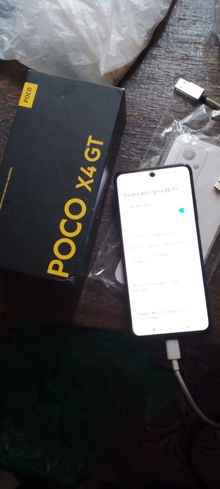 Продам телефон poko x4 GT 8 256