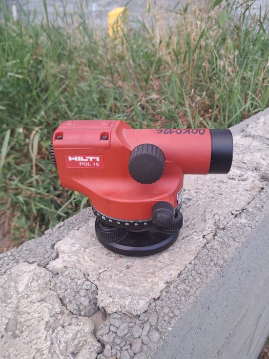 Nivela optica Hilti pol 15