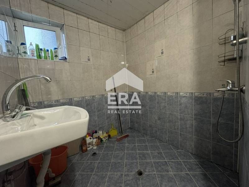 ЕКСКЛУЗИВНО! ЕРА ДРЪСТЪР предлага за продажба ​просторен четиристаен а