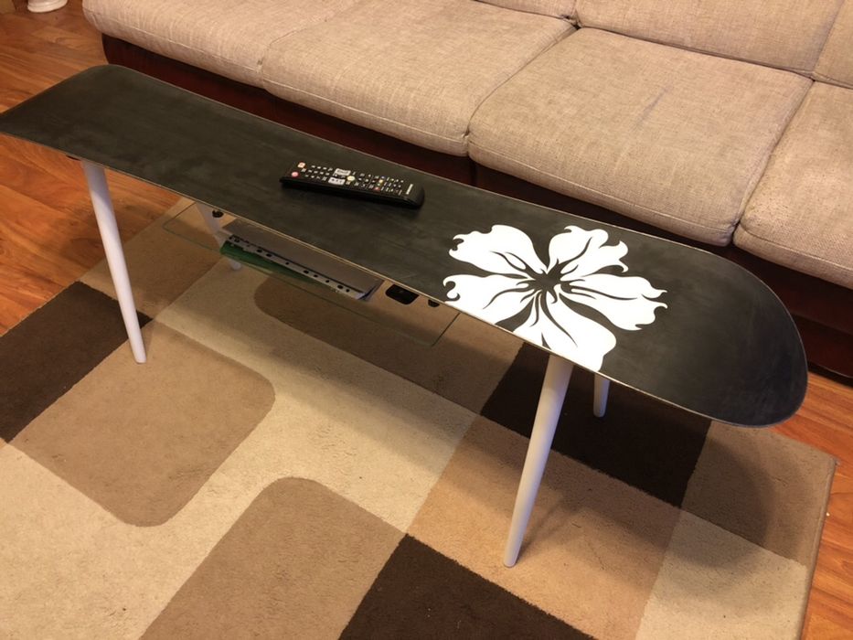 Уникална масичка от сноуборд