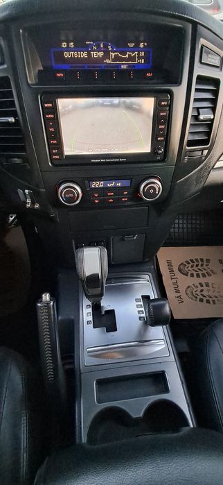 Mitsubishi Pajero MK4 3.2 DIESEL 4X4 REDUCTOR mic/MARE BLOCABIL an 2008 AUTOUTILITARĂ  impozit 500 lei