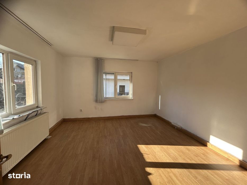 Spatiu de închiriat Pitești.