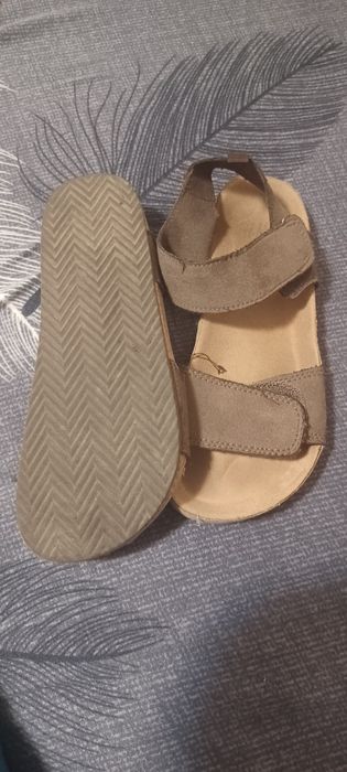 Sandale H&M baieti,mar 30