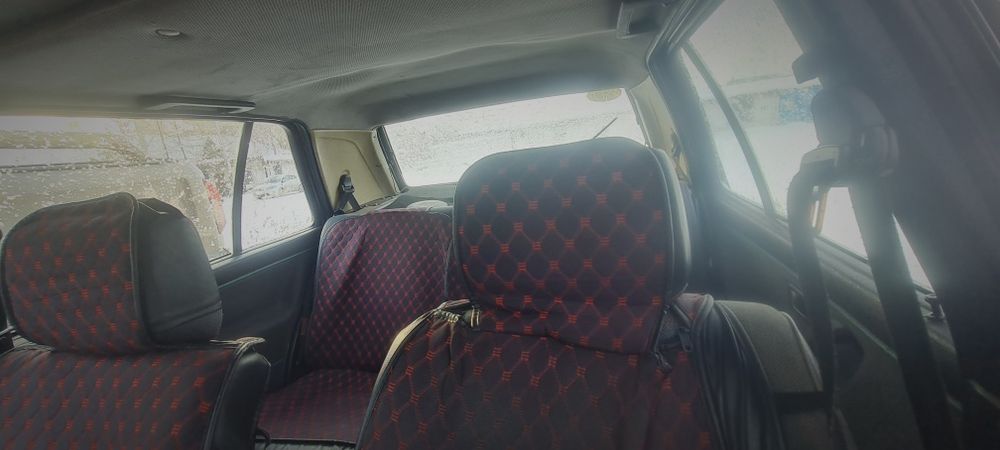 Продам гольф 2.     На уверенном ходу