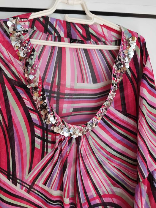 Дамски пъстър комплект от потник и туника