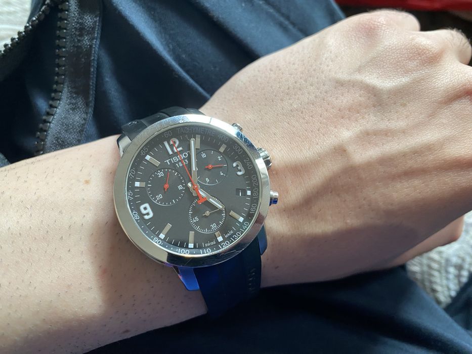 Часовник - Tissot PR100