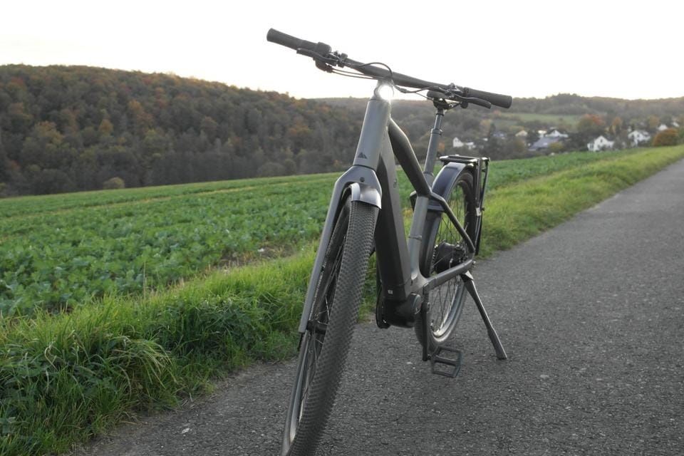 Canyon Electrica 2024 Smart System Bosch ultima Generație