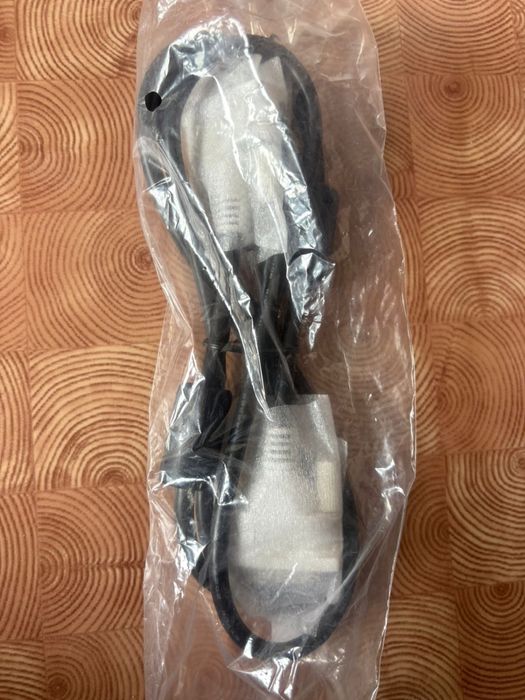 DVI video cable 10-15  штук есть