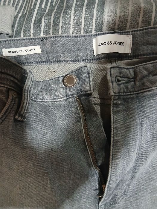Маркови оригинални дънки JACK&JONES