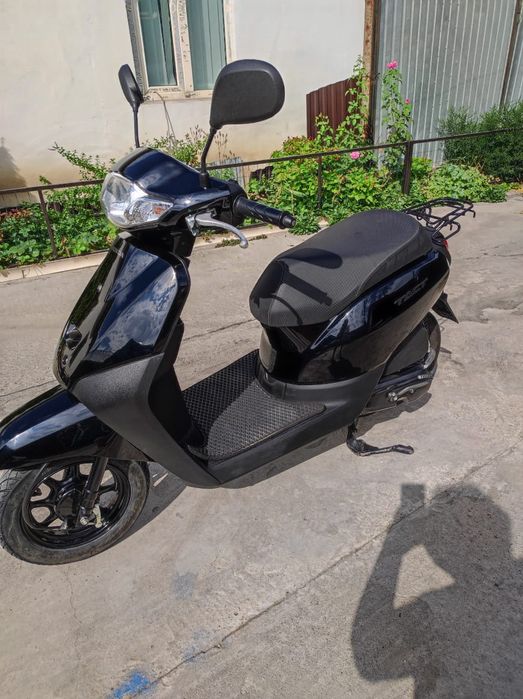Продам скутер Honda Tact AF75