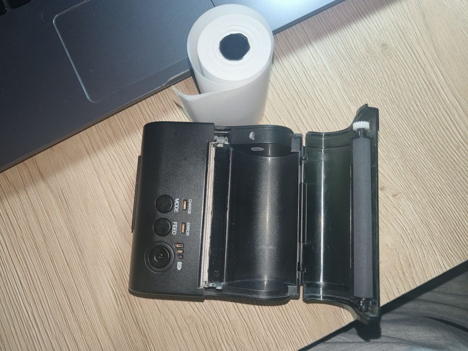 Imprimantă termică portabilă