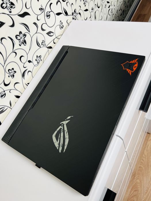 Продам ноутбук ROG Strix