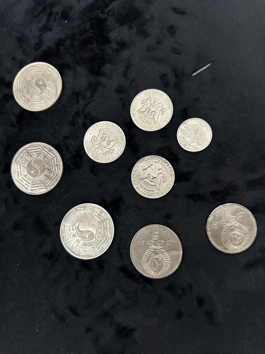 Монета коллекционая. Оригинал