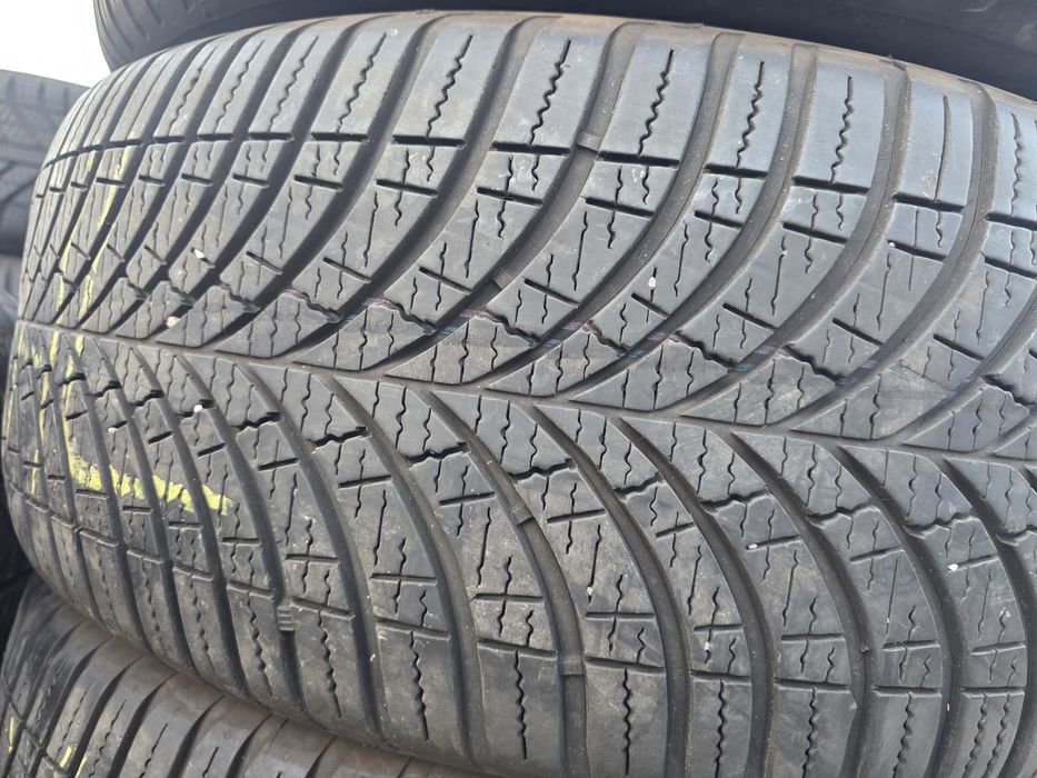 4бр Всесезонни гуми 215 50 17 - Goodyear - DOT 2023