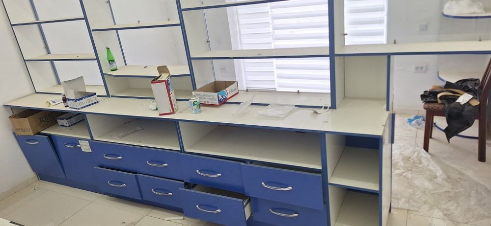 Аптека мебели сотилади