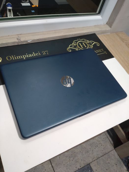 Laptop HP 15s-fq3018nq